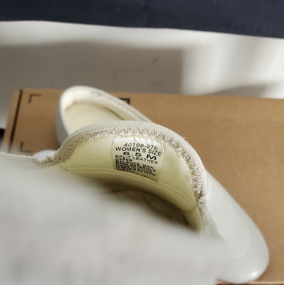 DANIEL GREEN Women's Meg Slipper Size 6.5, Bone - Picture 9 of 9